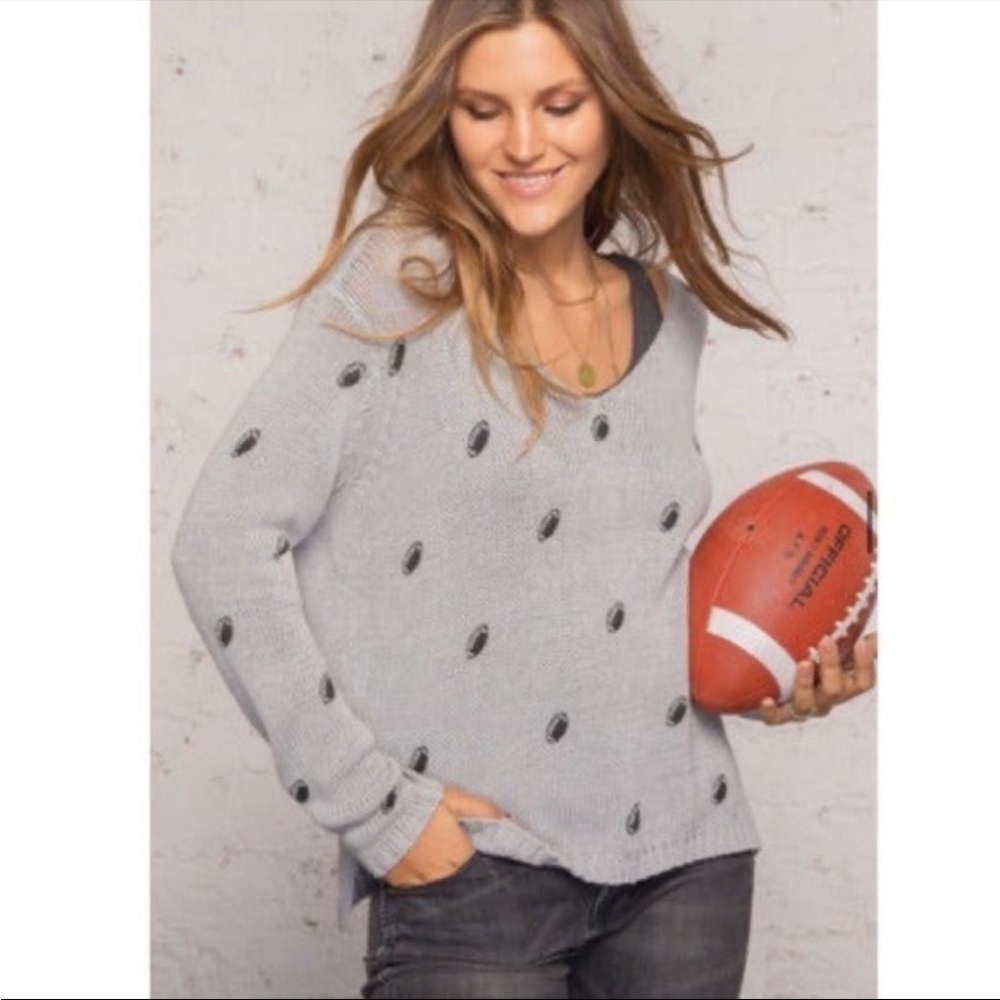 New Wooden ships mini football V neck breaker knit sweater Size M/L